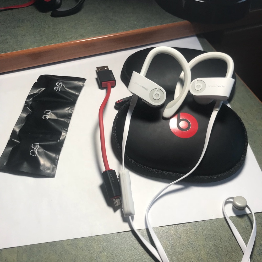 Powerbeats wireless 2