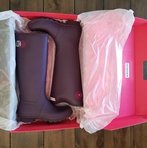 Purple size 9 hunter boots