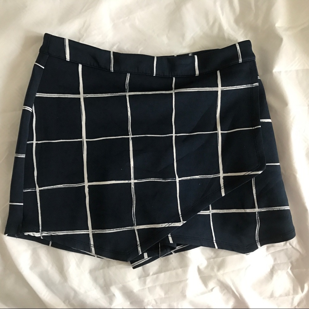 Skort