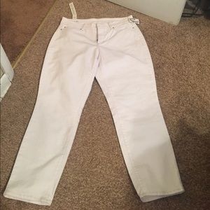 True white Capris