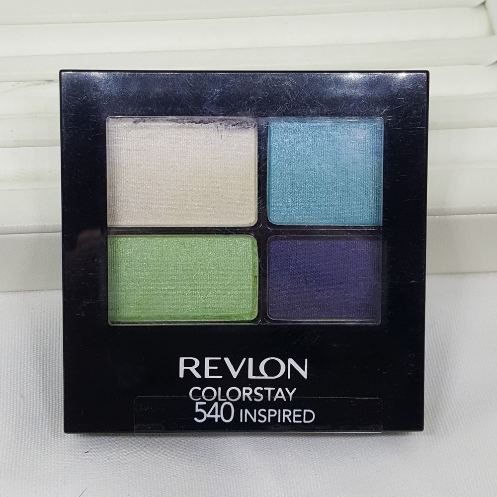 🔥 BUNDLES: 5 for $20! Revlon Eyeshadow Quad