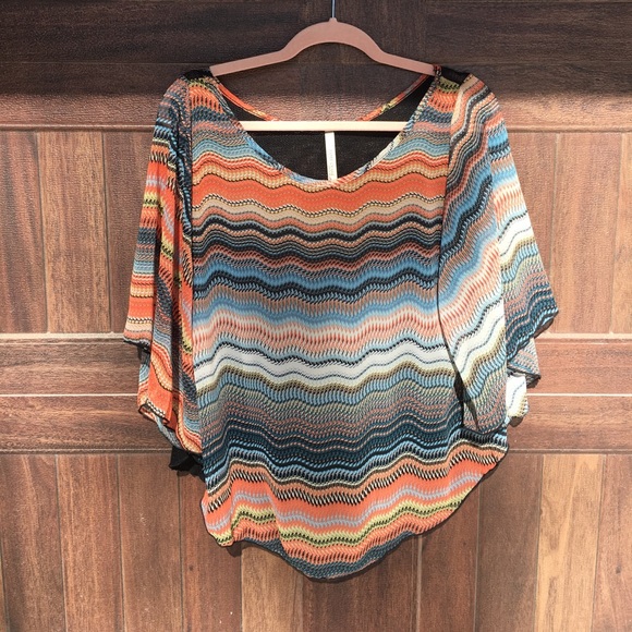 Boho Chic Flowy Top w Woven Back - Picture 1 of 3