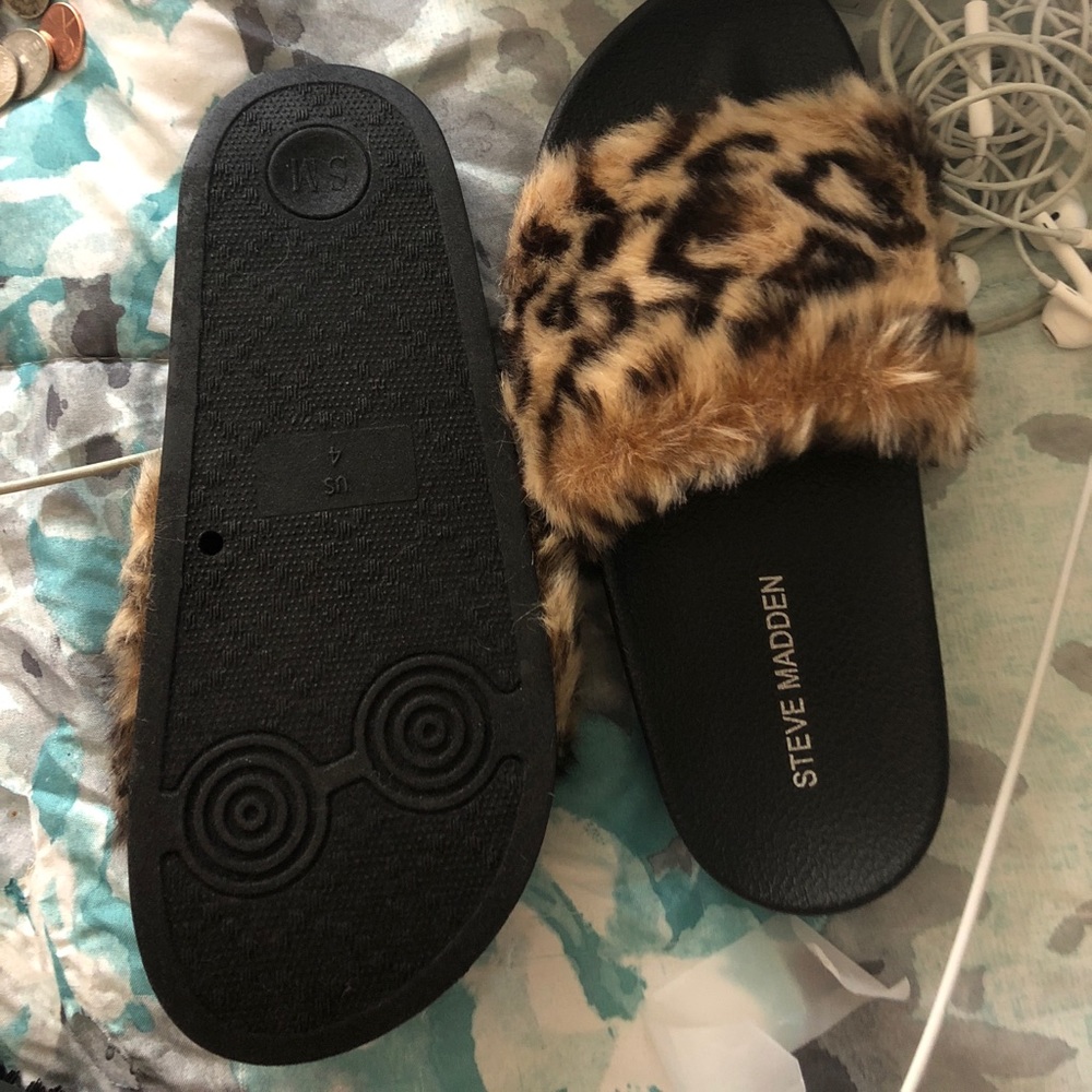 Steve Madden slides Leopard size 4 - Picture 2 of 4