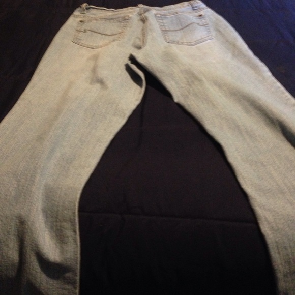 Blue Jeans - Picture 2 of 2