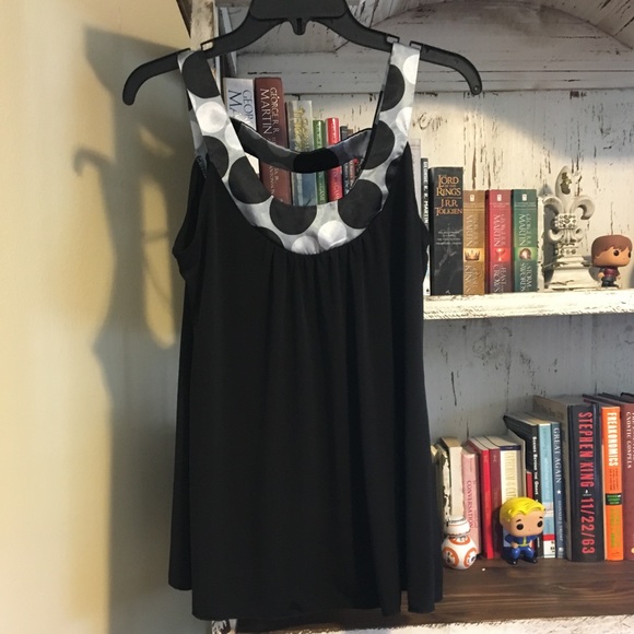 Soulmates Large Flowy Black Top - Picture 1 of 3