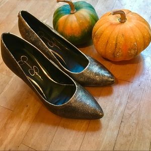 Jessica Simpson gold metallic stiletto heels