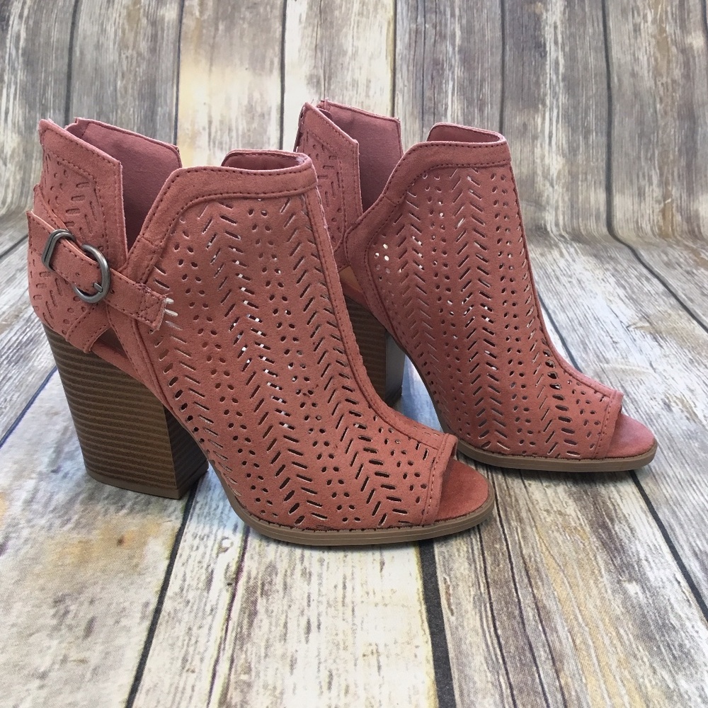 💜HP 12/3💜 Blush Caged Open Toed Booties - Picture 5 of 6