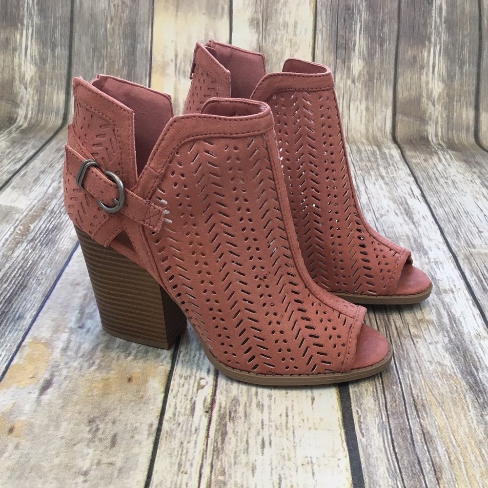 💜HP 12/3💜 Blush Caged Open Toed Booties - Picture 3 of 6