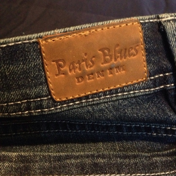 Blue Jeans - Picture 3 of 3