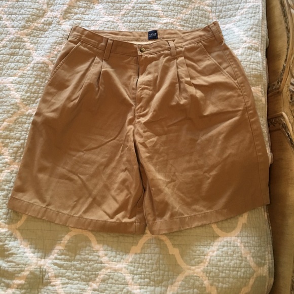 Men's shorts - Picture 2 of 3