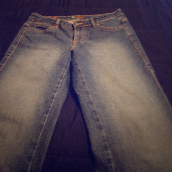 Blue Jeans - Picture 1 of 2