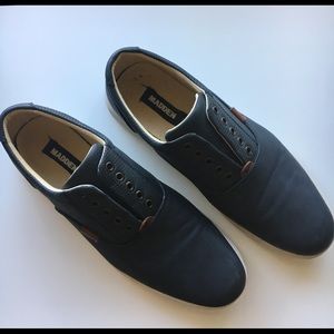 Men’s shoes