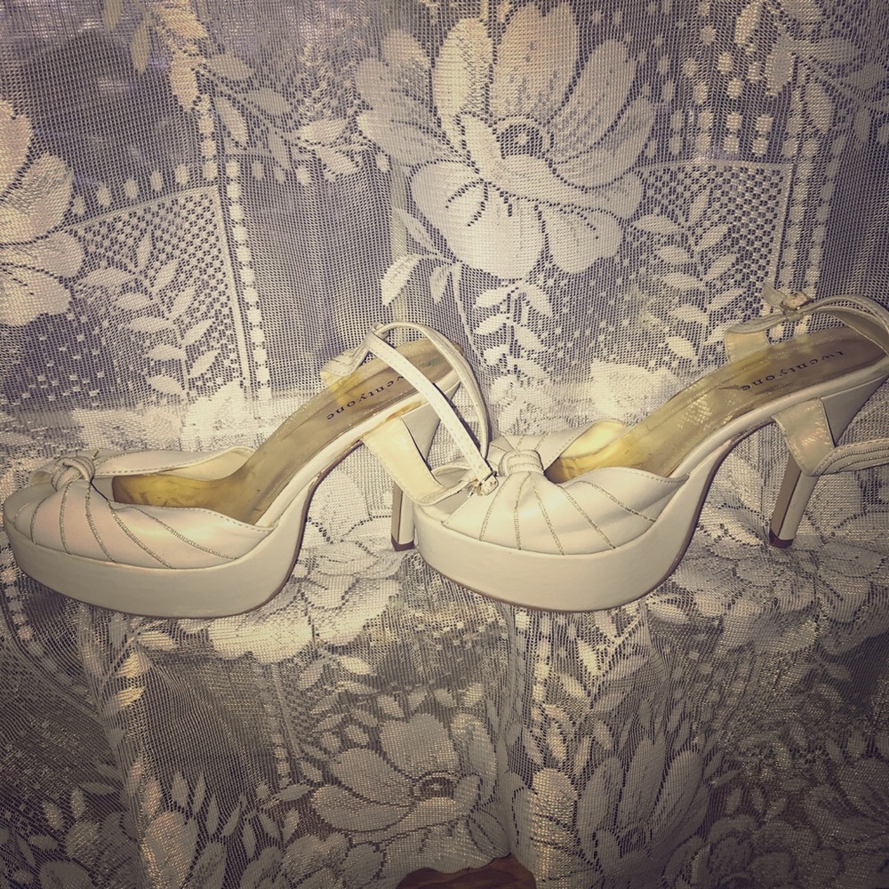 Women’s Vintage Platform Heels