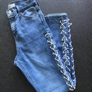 Topshop Jamie Jeans with White Lace Up Sides - NEW