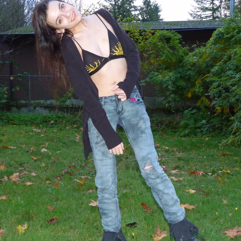 MACHINE NOUVELLE MODE Sz 26 Distressed Jeans