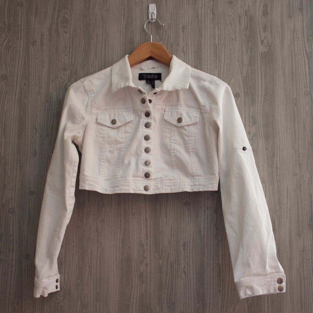 White Cropped Denim Jacket