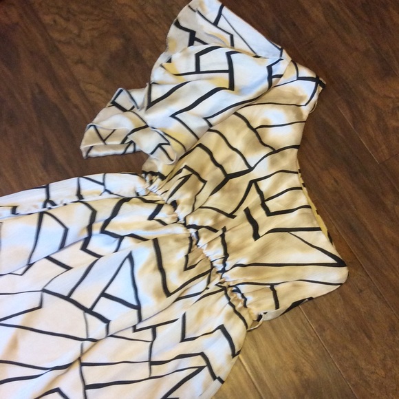 One-shoulder Print Dress - Picture 3 of 3