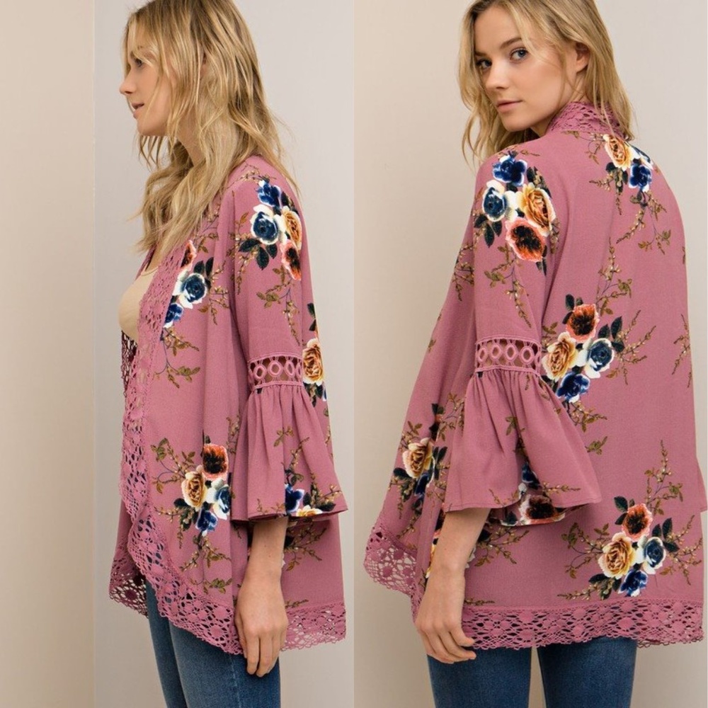 ๐HP 12/14๐ Mauve Floral Bell Sleeve Lace Kimono - Picture 2 of 2