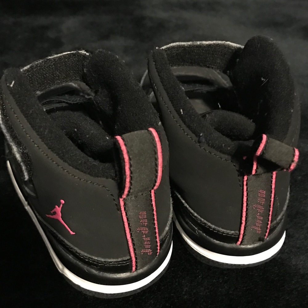 Jordan Flight - Picture 3 of 5