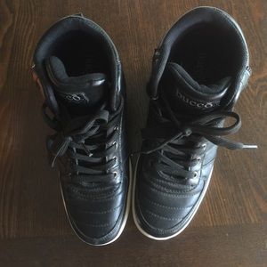 Bucco wedge sneaker black with size zipper