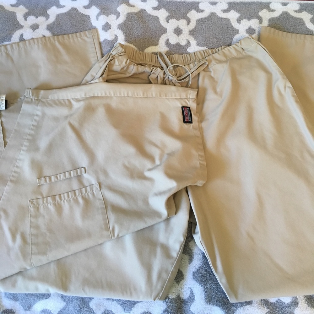 Cherokee WorkWear Scrub Set, khaki