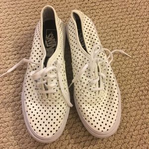 White Star Vans