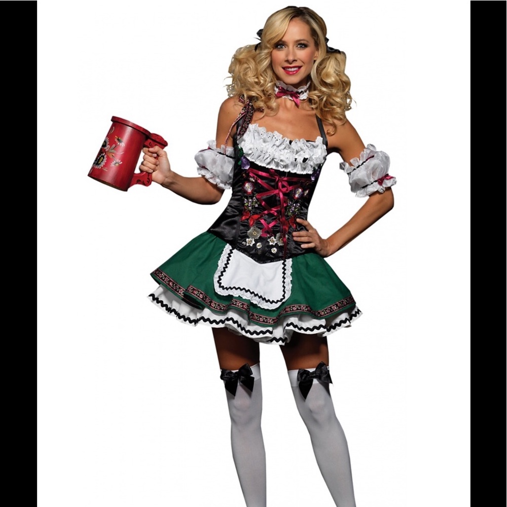Deluxe German Beer Girl Costume HALLOWEEN!!