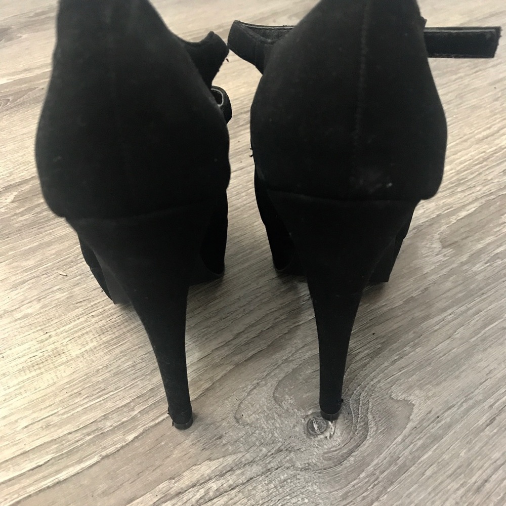 Heels 👠 - Picture 4 of 4