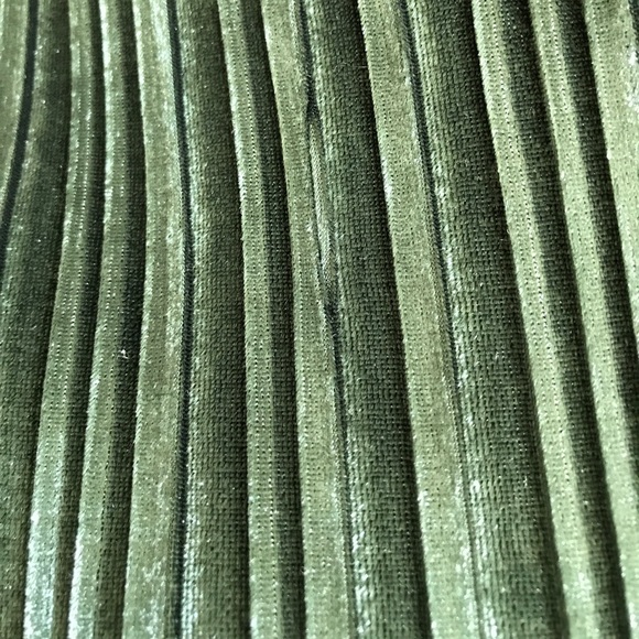 GUC Karen Scott midi skirt. - Picture 2 of 4