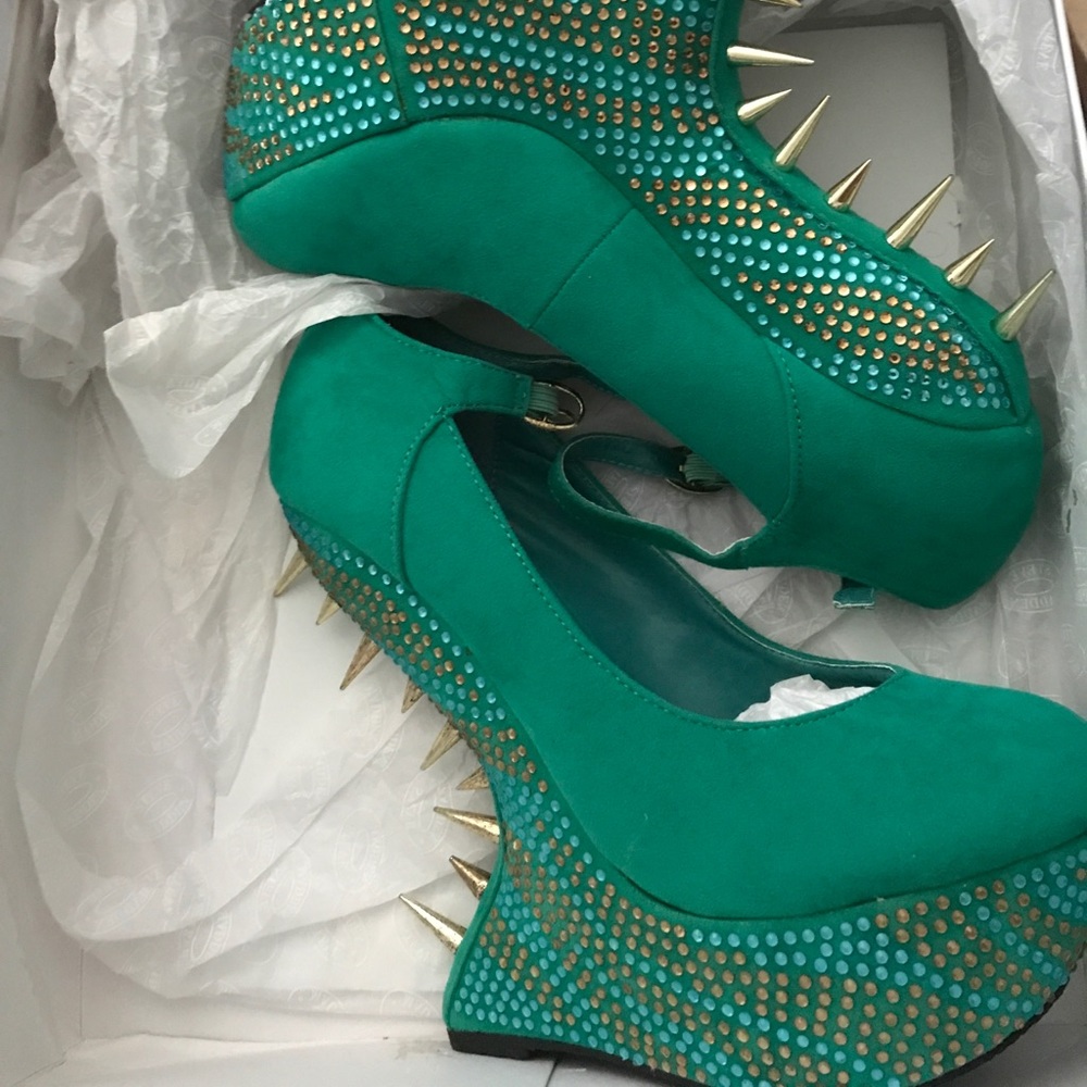 Steve Madden mermaid high heels