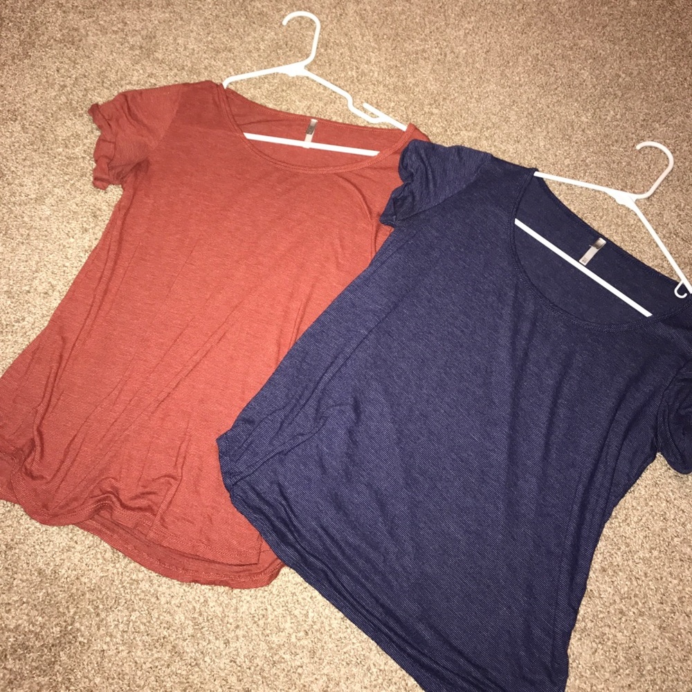Lot of 2 BKE core tees