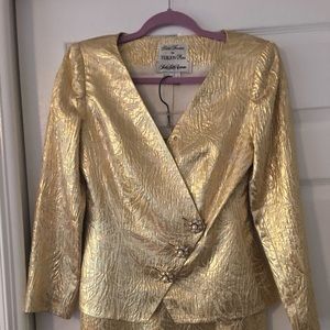 GORGEOUS Gold Silk Ritchie Freeman Skirt Suit