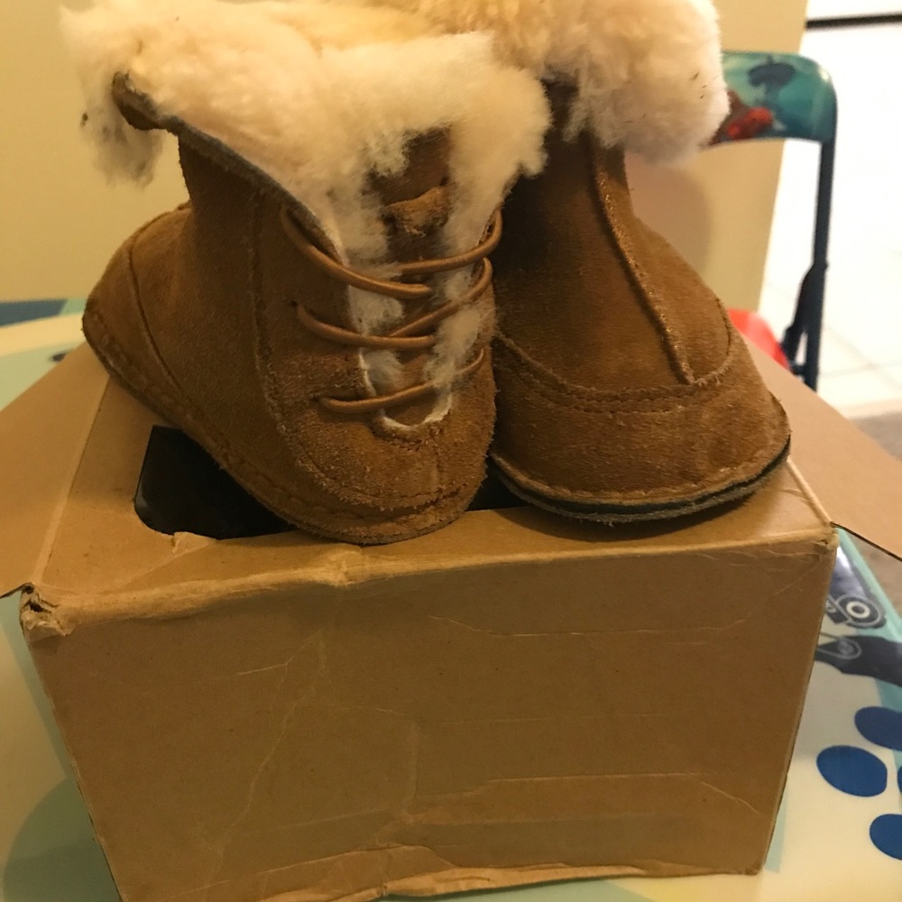 Toddler Uggs Chestnut Medium