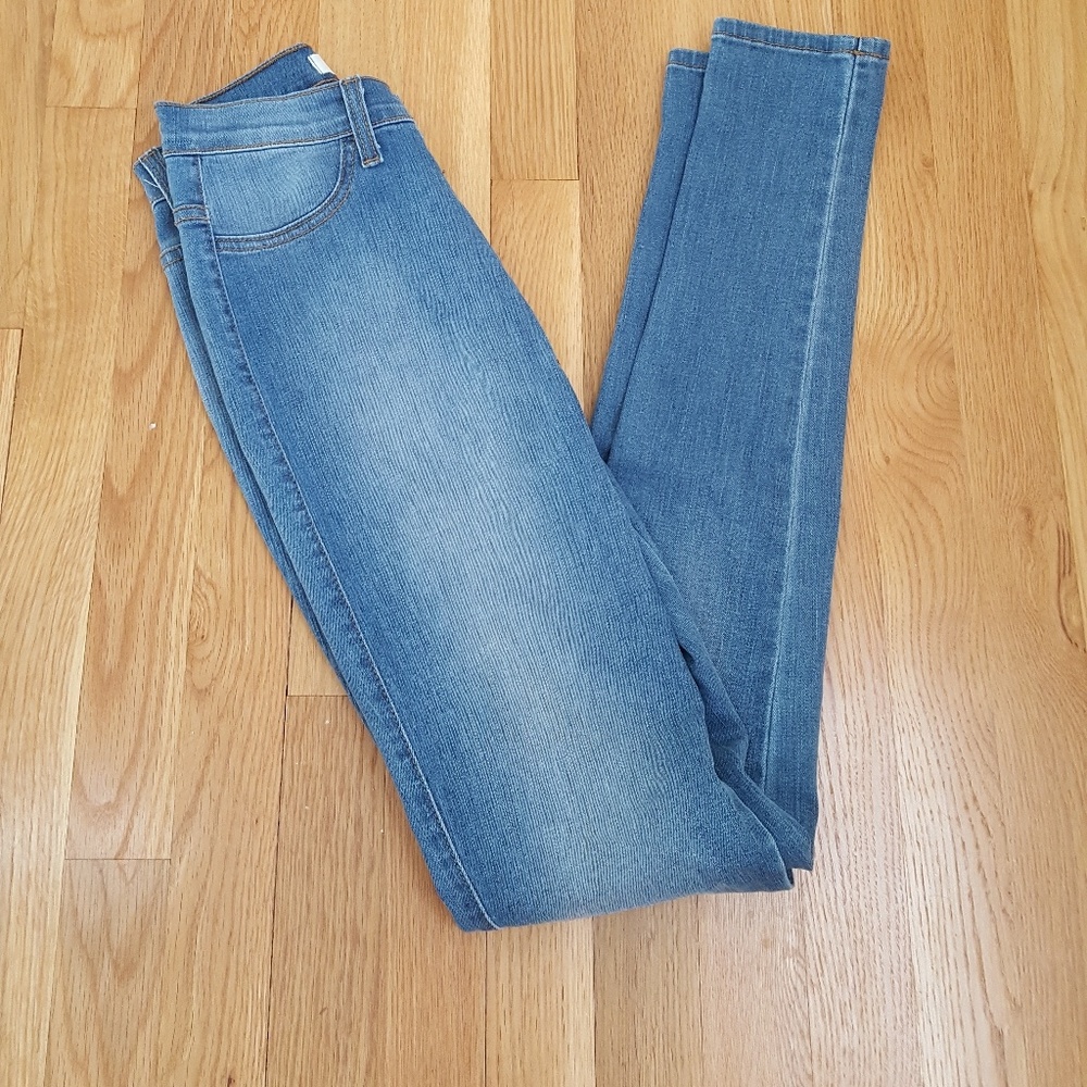 Fashion Nova high wasted skinny jeans size 5