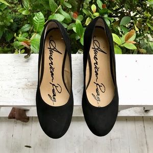 American Rag Suede Wedge Heels 🎬