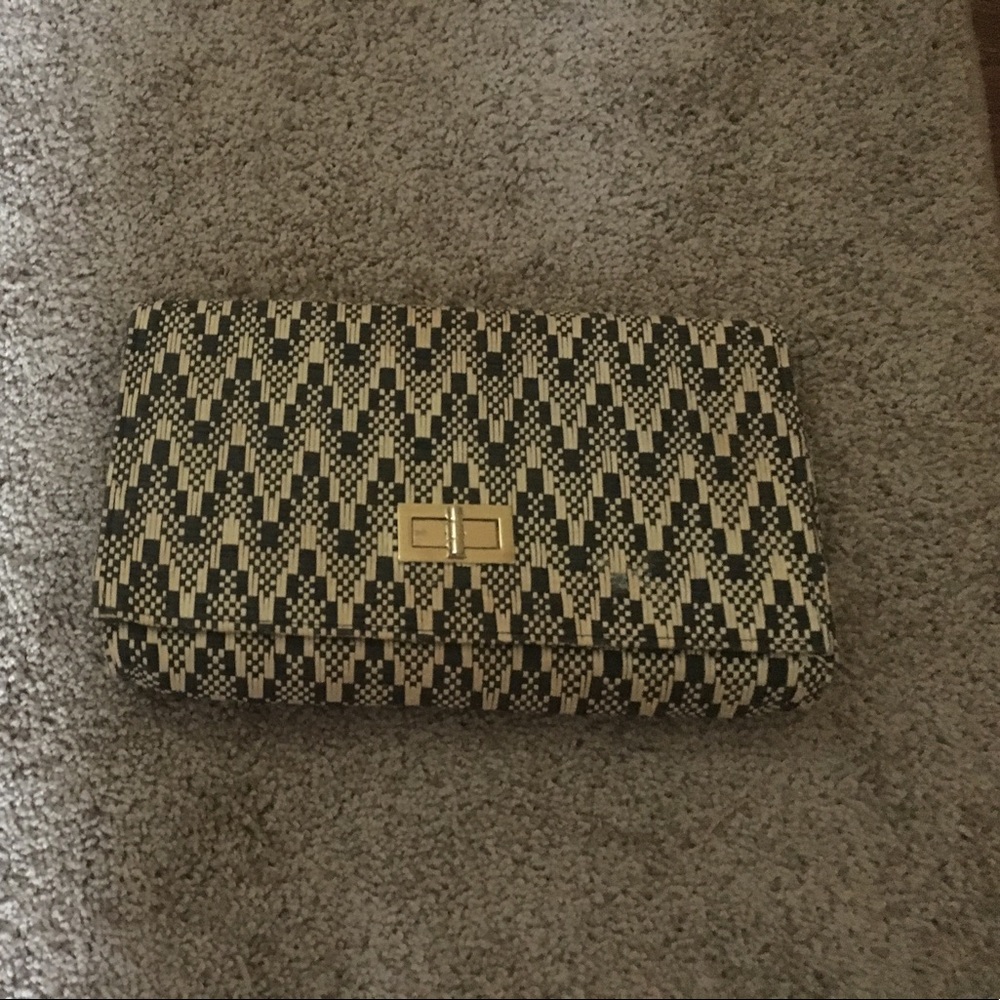 Woven Black and Tan clutch