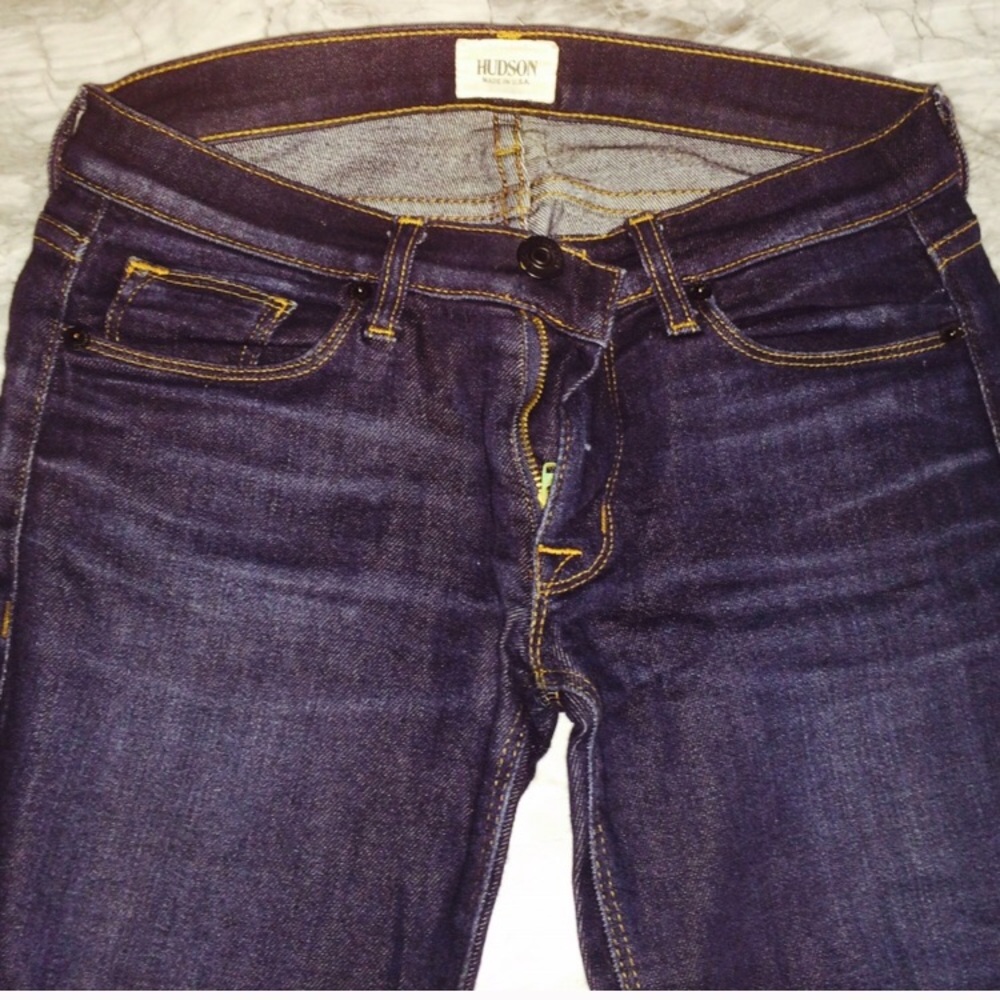 Sold!- Hudson size 25 skinny jeans