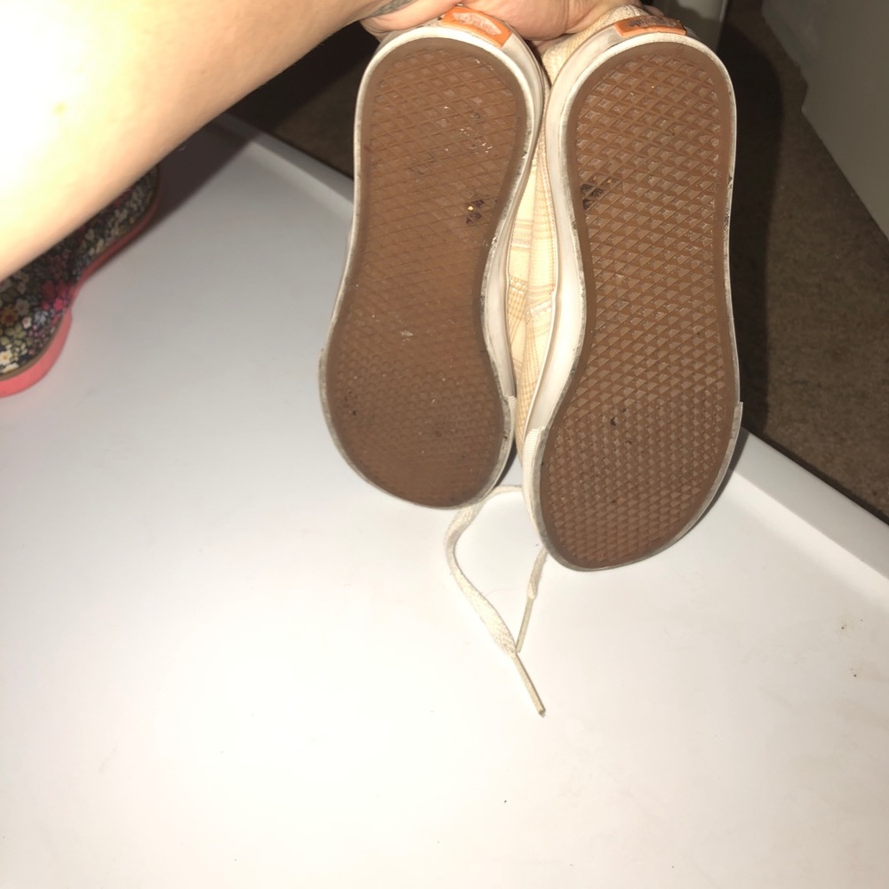 Vans - Picture 4 of 4