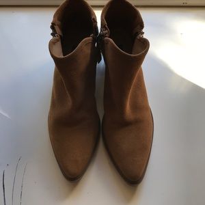 Steve Madden Doris Pointed-Toe Booties Camel Suede
