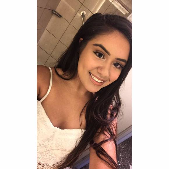 Meet your Posher, Karen - Picture 1 of 1