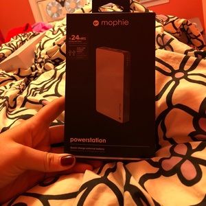 Brand new Mophie Powerstation