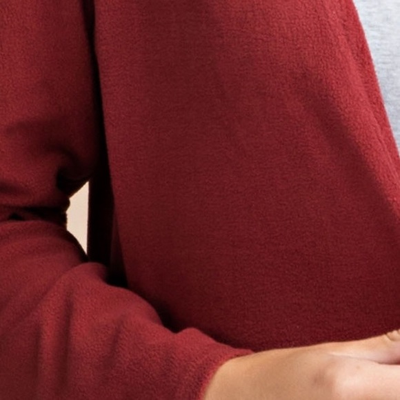 SALE ❤️FRINGED RED FLEECE CARDIGAN ❤️ - Picture 6 of 7