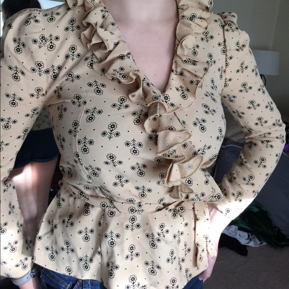 Vintage 70s-80s ruffle wrap blouse. - Picture 1 of 5
