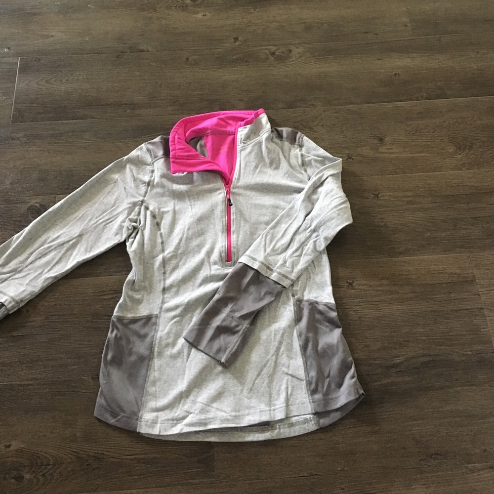 Athletic pullover