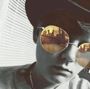 Meet your Posher, Joshua