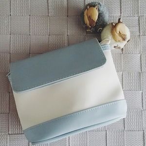 Estee Lauder Cosmetic Bag