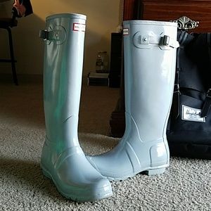 Tall hunter boots