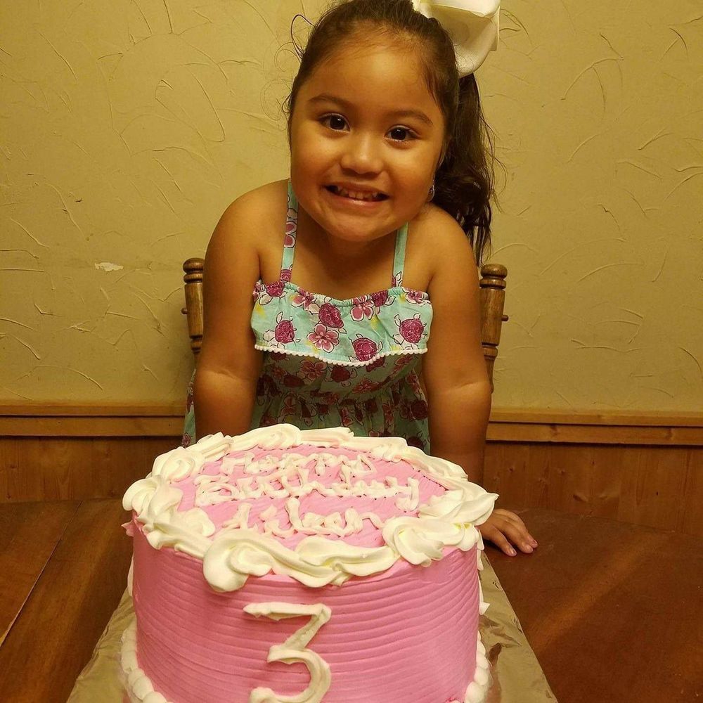 Meet your Posher, Mayi