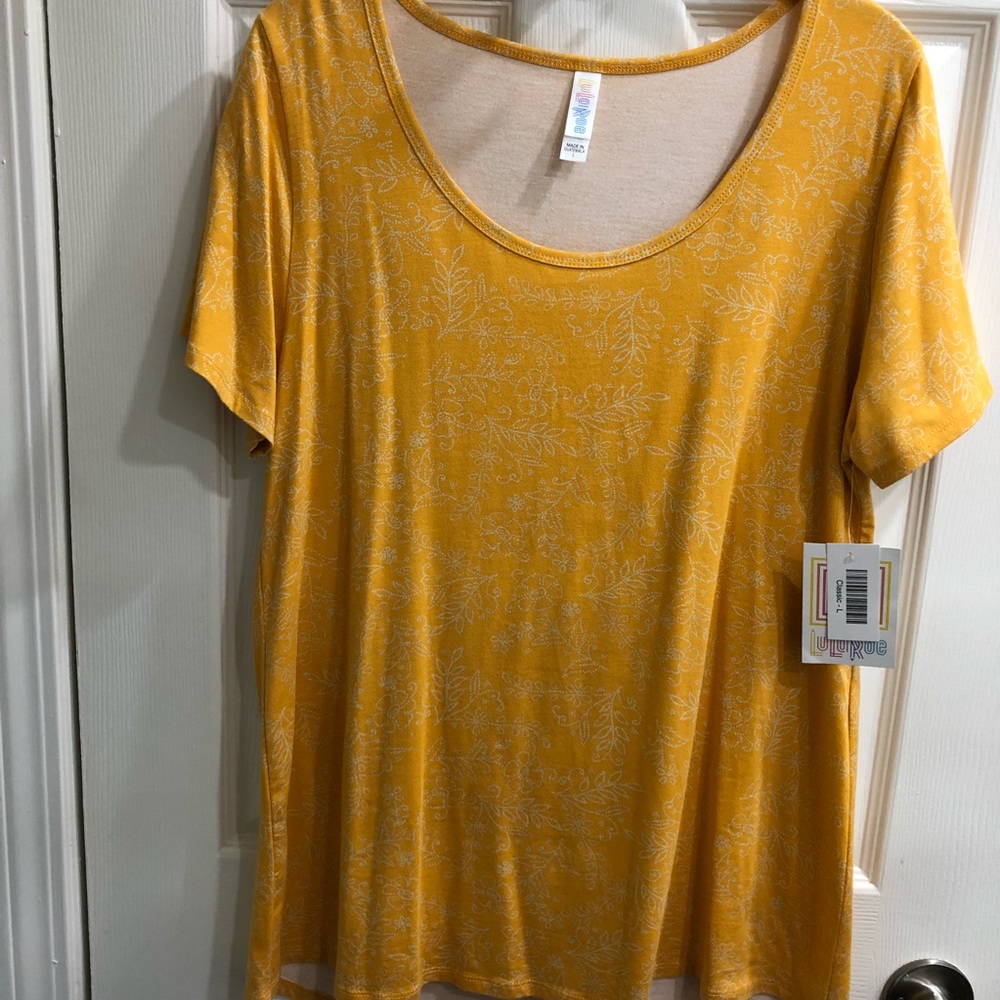 Lularoe classic tee, yellow and cream