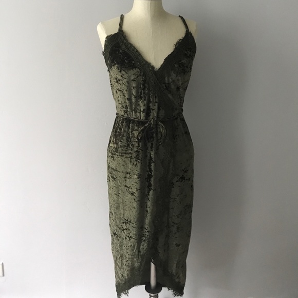 1 LEFT! Crushed Velvet Olive wrap dress - Picture 3 of 8